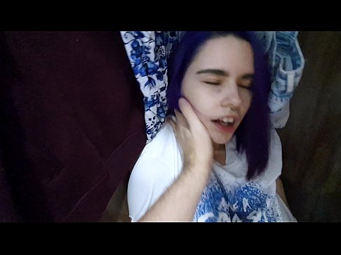 ❤️ Pom kuv tus ntxhais hauv lub txee dai khaub ncaws thiab pab nws cum ❤️  Russian porn  ntawm peb  ❌️ Ib