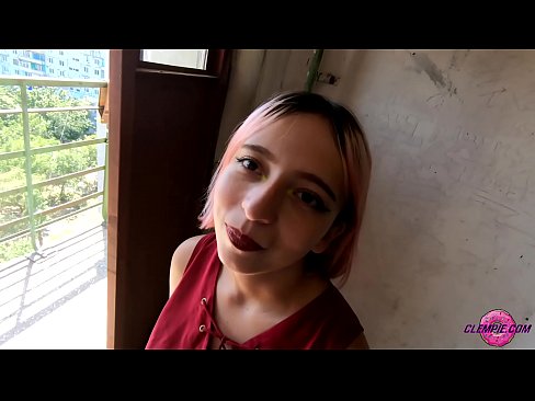 ❤️ Cov tub ntxhais kawm Sensual Sucks ib tug neeg txawv txawv nyob rau hauv lub Outback - Cum ntawm nws lub ntsej muag ❤️  Russian porn  ntawm peb  ❌️ Ib